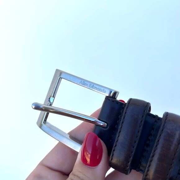 Allen Edmonds Men’s Classic Brown Leather Dress Belt Silver Buckle USA Made 91 - Picture 3 of 8